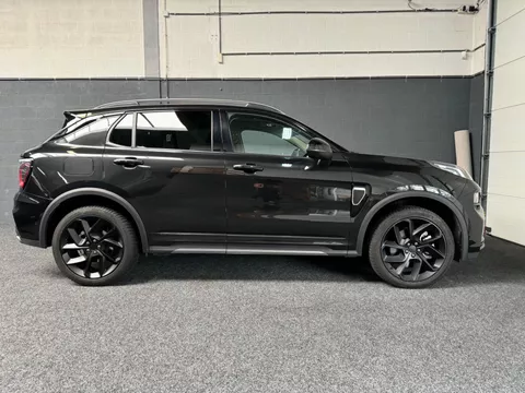 Lynk & Co 01 1.5, Pano, Led, Black Edition,