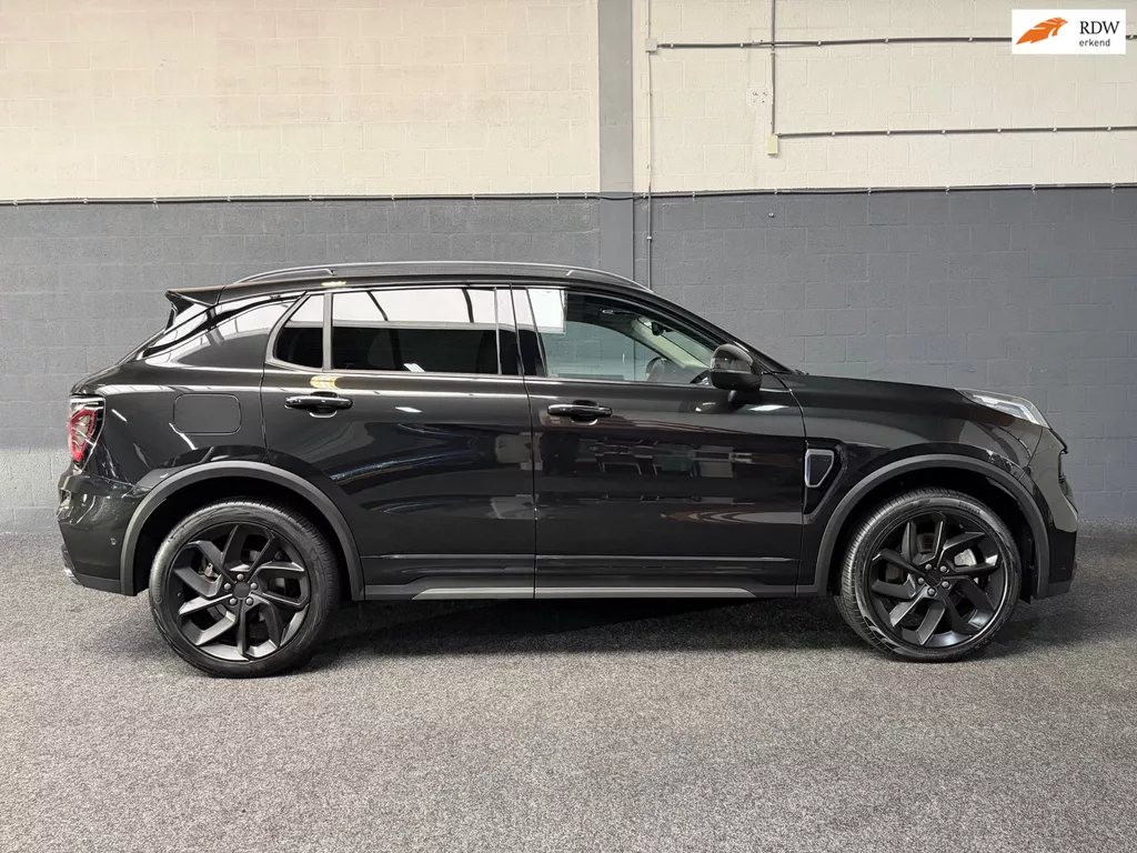 Lynk & Co 01 1.5, Black Edition