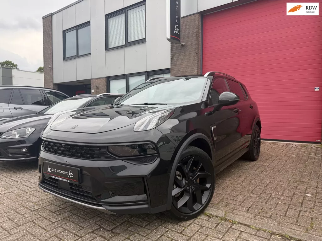 Lynk & Co 01 1.5, Black Edition