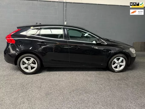 Volvo V40 1.6 D2 Momentum