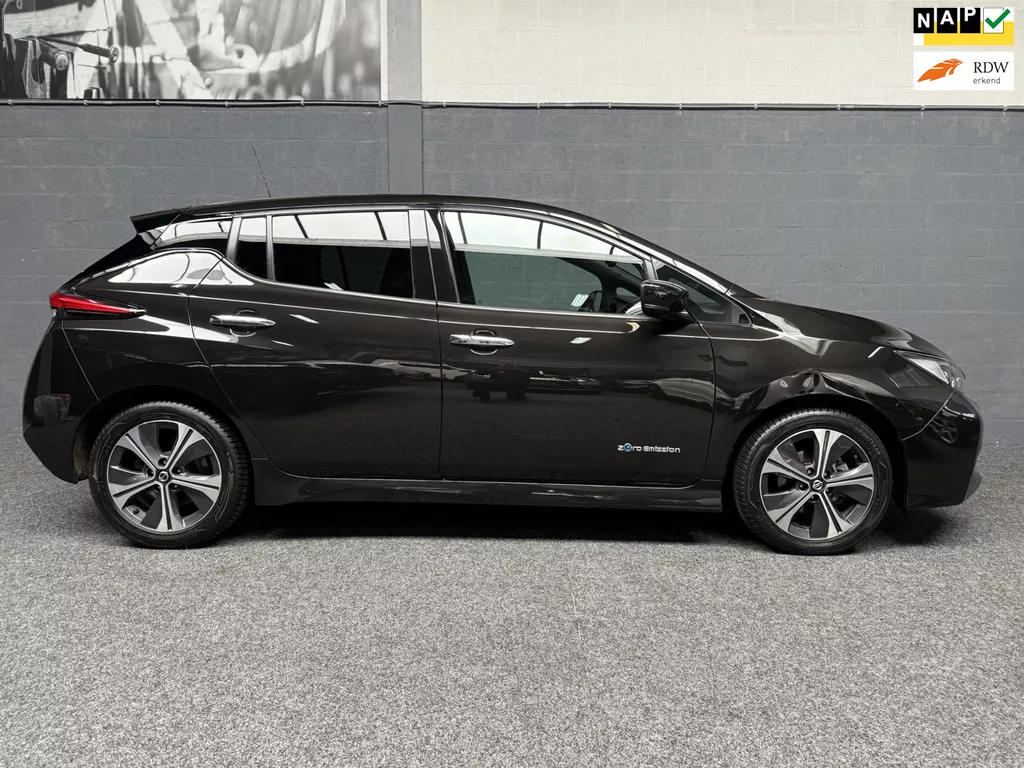 Nissan LEAF N-Connecta 40 kWh BTW AUTO